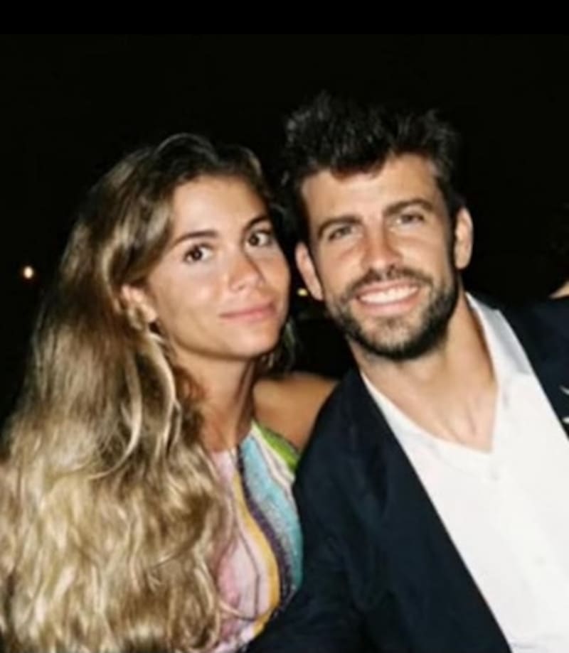 Piqué y Clara Chía pasan días de descanso en propiedad que Shakira construyó en los Pirineos La nocia de Piqué ya estableció vínculos con los padres del jugador - Créditos: Instagram