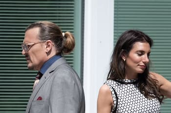 Se terminó el romance de Johnny Depp con abogada; este es el poderoso motivo