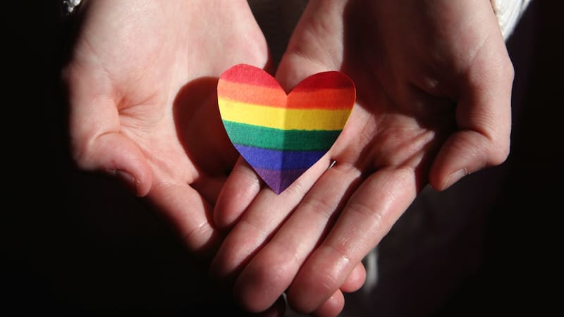 'Salir del closet' es una acción que requiere de autoaceptación y también de mucha empatía y respeto de parte de quienes reciben dicha información.