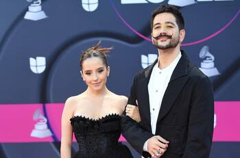 Evaluna recibe crueles críticas por su vestido y Camilo calla a todos con contundente mensaje