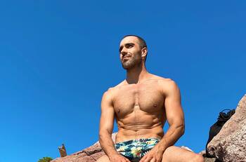 Marcus Ornellas sufre accidente mientras iba camino a ejercitarse