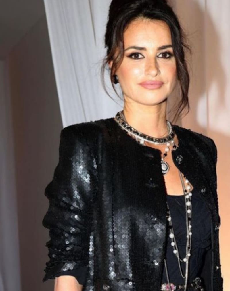 Estrella de Penélope Cruz en el paseo de la Fama de Madrid es destrozada - Créditos: Instagram