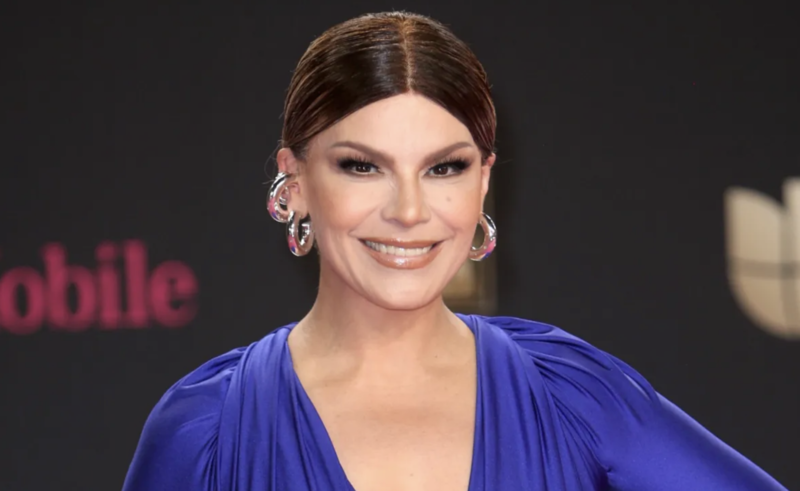 Olga Tañón reaparece completamente rejuvenecida y comparte el secreto junto a su cirujana - Créditos: Instagram