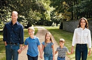 Arriba de un árbol Kate Middleton y sus príncipes celebran el Día de la Madre en el Reino Unido