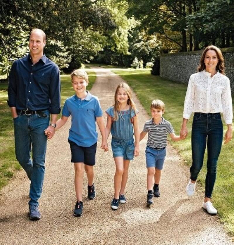La formidable foto de Kate Middleton y sus príncipes para el Día de la Madre en el Reino Unido La familia real celebró a Kate en su día de la madre. - Créditos: Instagram