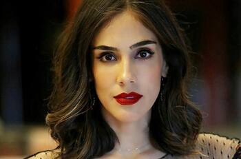 Sandra Echeverría confirma divorcio con Leonardo de Lozanne y aclara cómo se llevan ahora