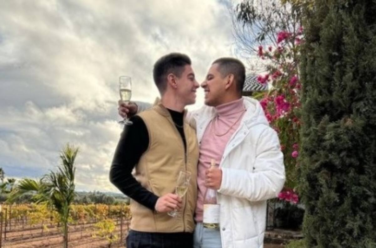 Vocalista de Grupo Firme y su novio presumen destacado cambio físico y revelan la razón