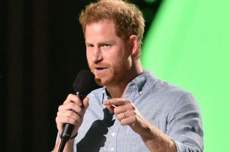 El príncipe Harry nuevamente es blanco de las burlas en un tono muy parecido al de South Park. - Créditos: Instagram