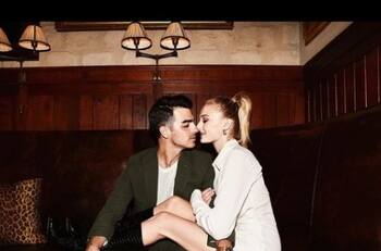 Sophie Turner y Joe Jonas aparecen en importante evento después del anuncio de su embarazo