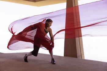 Ricky Martin estrena controvertido video en medio de fuerte demanda