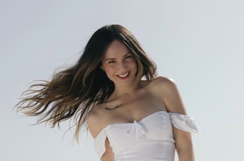 Las arriesgadas fotos de Camila Sodi que provocaron hasta a su tío Tommy Mottola