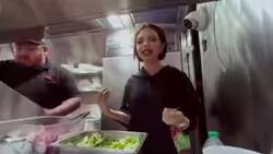 Ángela Aguilar se estrena como taquera, pero no pudo seguirle el paso al negocio