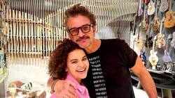 Mijares hace que Lucerito se encuentre de sorpresa con uno de sus ídolos musicales