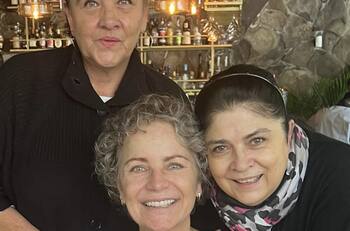 Así se ve Victoria Ruffo, a los 60 años, completamente al natural