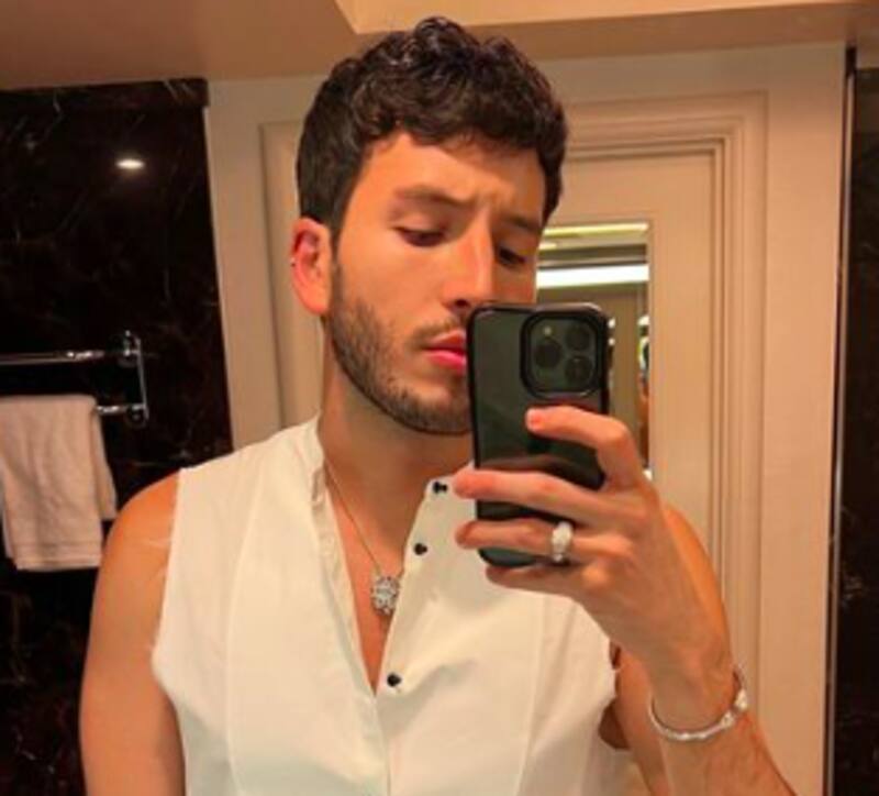 Yatra solo es amigo de la hija de Eugenio Derbez. - Créditos: Instagram