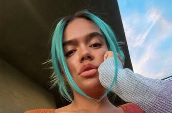 Karol G reaviva rumores de romance con famoso cantante