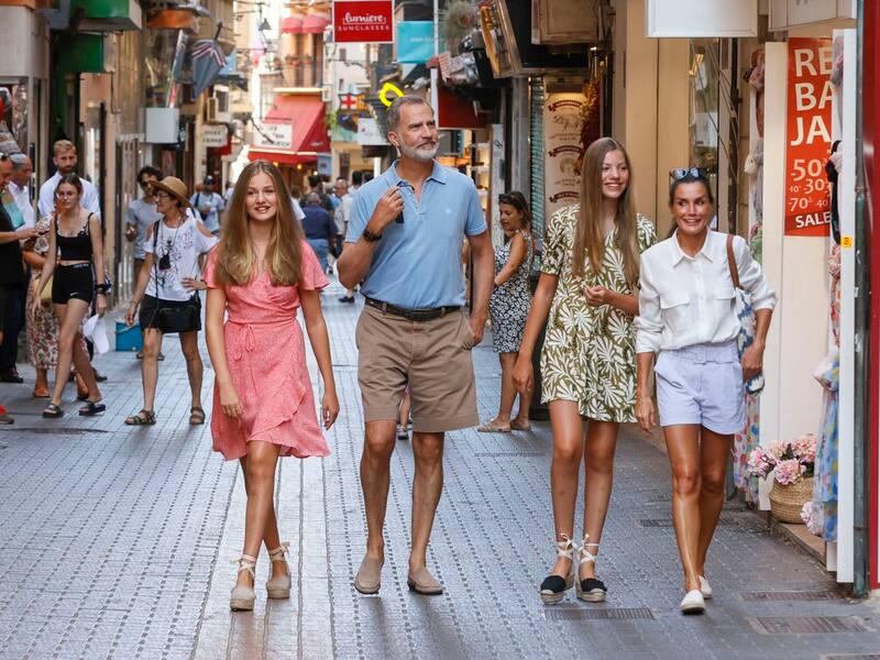 La reina Letizia y su familia iniciarán sus vacaciones. En la imagen, una visita a Colombia.