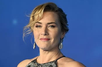 Kate Winslet presume cuerpazo; vuelve a usar vestido que estrenó hace siete años