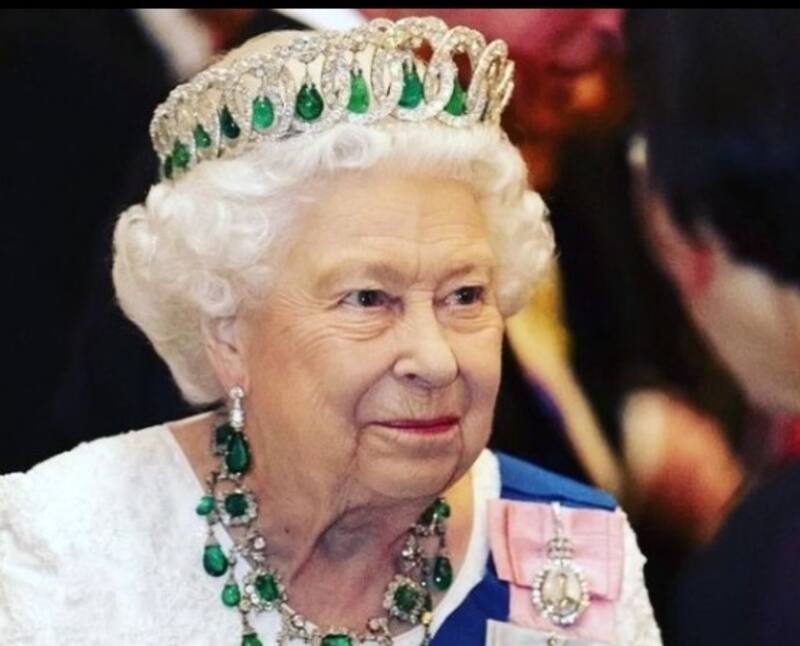 La reina Isabel II podrá seguir con sus actividades reales pero con esta medida - Créditos: Instagram
