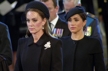 Meghan Markle se "obsesionó" con que su enemistad con Kate Middleton fuera expuesta