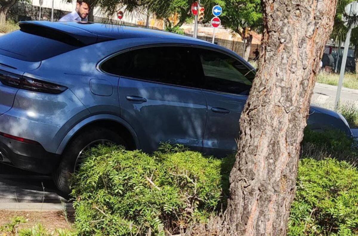 Trasladan a Shakira en ambulancia por ataque de ansiedad, entre rumores de infidelidad de Piqué
