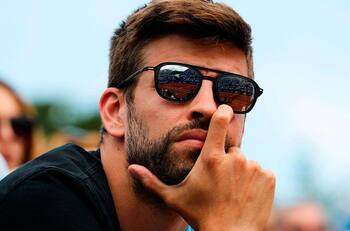 Gerard Piqué tiene cita con Irina Shayk en París mientras enfrenta rumores de quiebre con Clara Chía