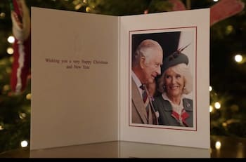 Rey Carlos III manifiesta su amor a Camila mediante su primera tarjeta de Navidad como rey