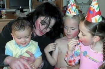 En el natalicio de Michael Jackson: ¡Así lucen sus tres hijos en la actualidad!