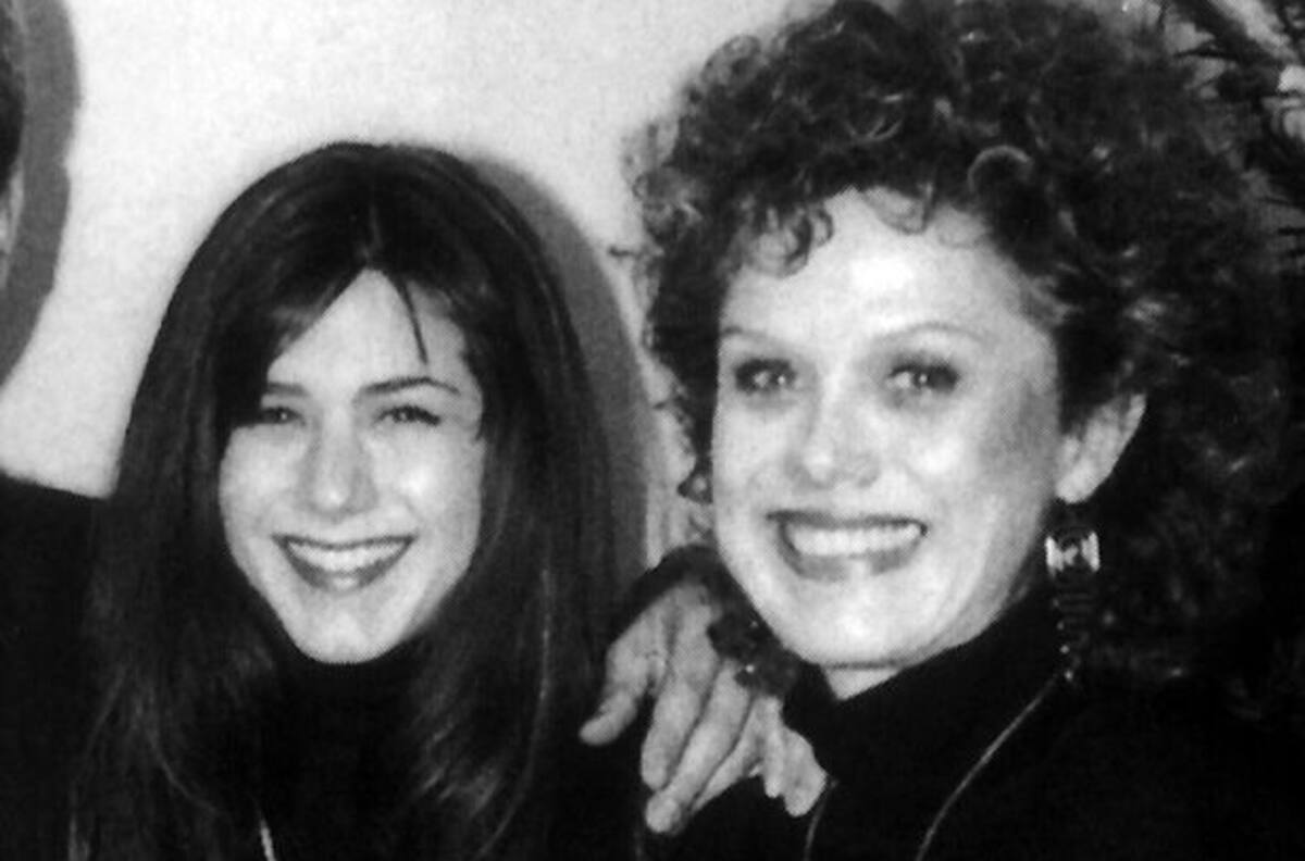 Jennifer Aniston asegura que su madre fue la culpable de su baja autoestima