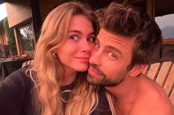 Clara Chía soprendida comprando un vestido: al parecer sí asistirá a la boda del hermano de Gerard Piqué