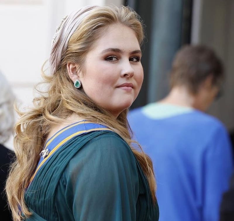 La princesa Amalia emprendió su primer viaje real - Créditos: Twitter