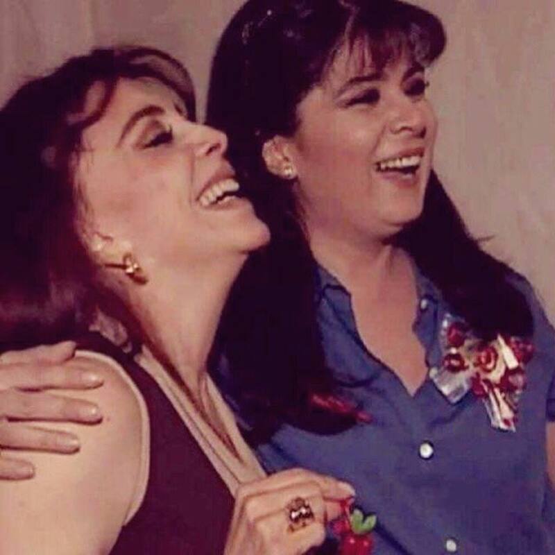 Verónica Castro fue madrina de Victoria Ruffo en la boda con Omar Fayad - Créditos: Twitter (@vrocastrofans)