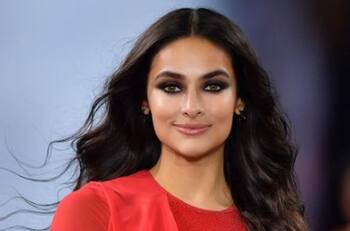 Renata Notni desfila en París y Diego Boneta le dedica un video en redes