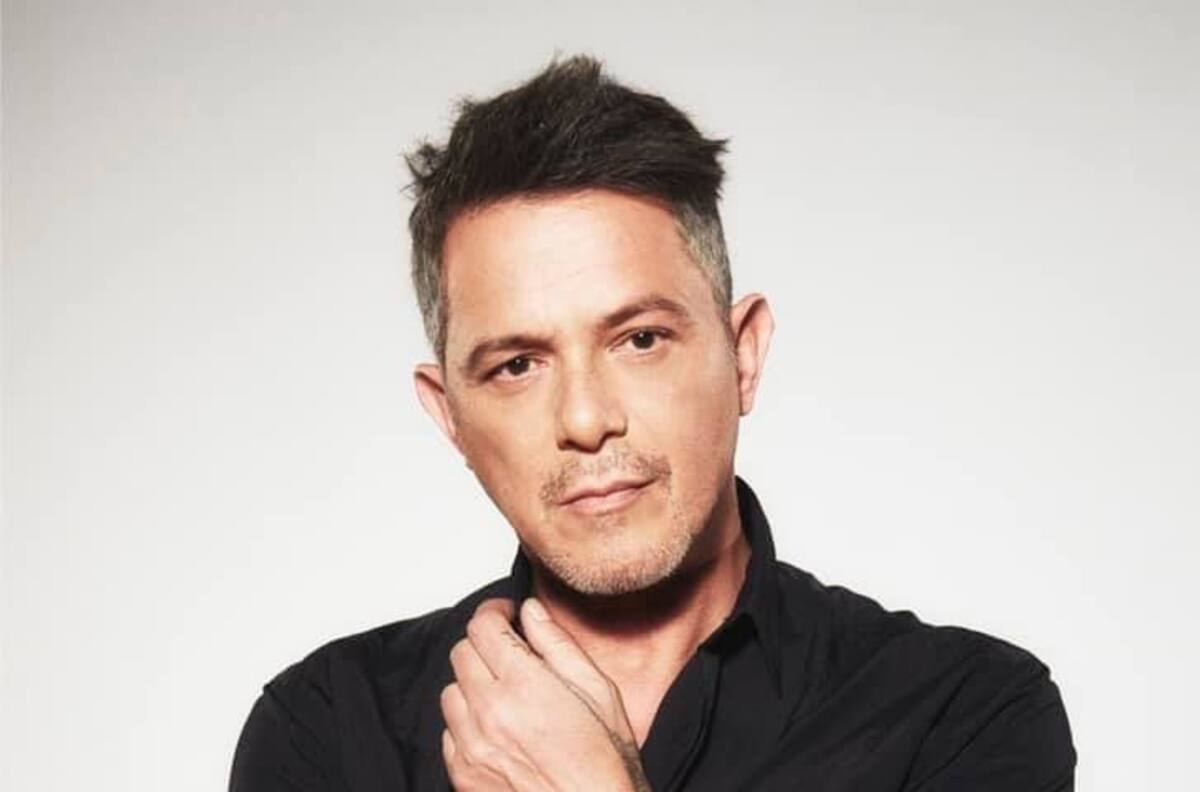 Un logro más; Alejando Sanz tendrá su estrella en el Paseo de la Fama de Hollywood