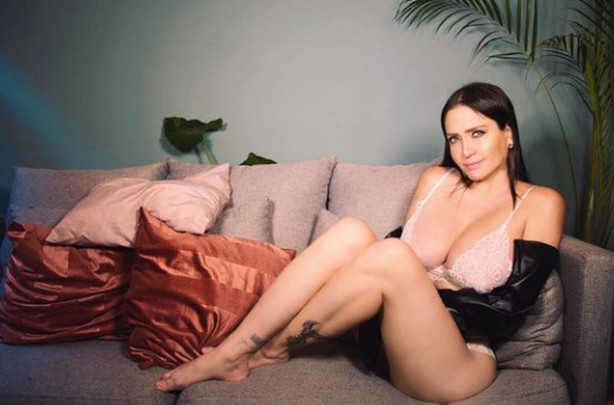 Hija de Alex Lora es la mexicana que más millones gana en famosa plataforma para adultos