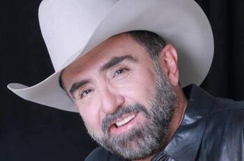 Vicente Fernández Jr aclara si su familia está ligada al narcotráfico; Olga Wornat lo asegura