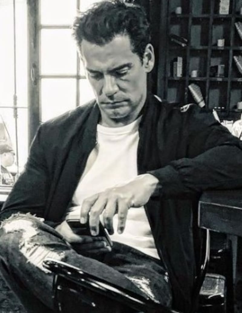 Cristián de la Fuente manda agudos mensajes; Angélica Castro podría sentirse aludida El actor chileno envió sendos recados por Instagram - Créditos: Instagram