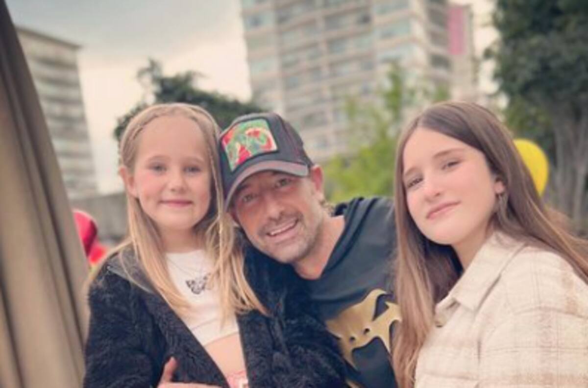 El día que las hijas de Gabriel Soto y Geraldine Bazán aparecieron en una telenovela y nunca te diste cuenta