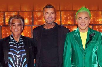 Cristian Castro sorprende a sus fans con extravagante y colorido look