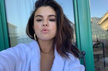 Selena Gomez recibirá el 2023 junto con Brooklyn Beckham y Nicola Peltz