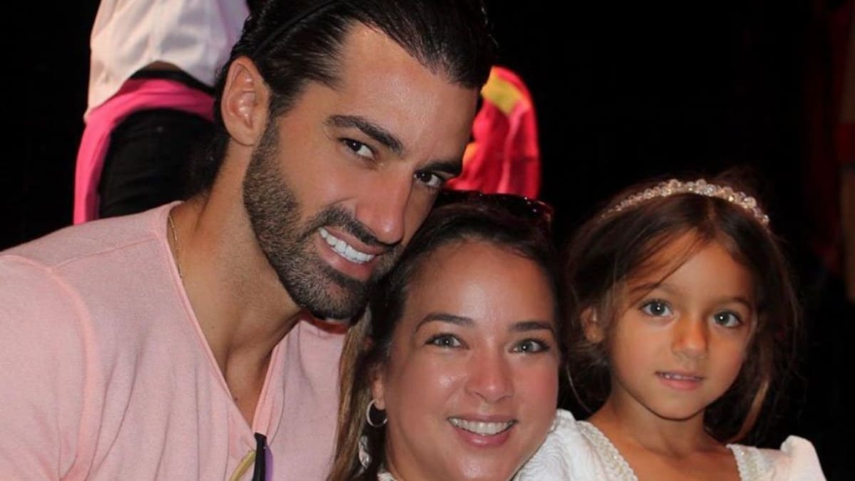 El instante en familia de Toni Costa y Adamari López con su hija Alaïa
