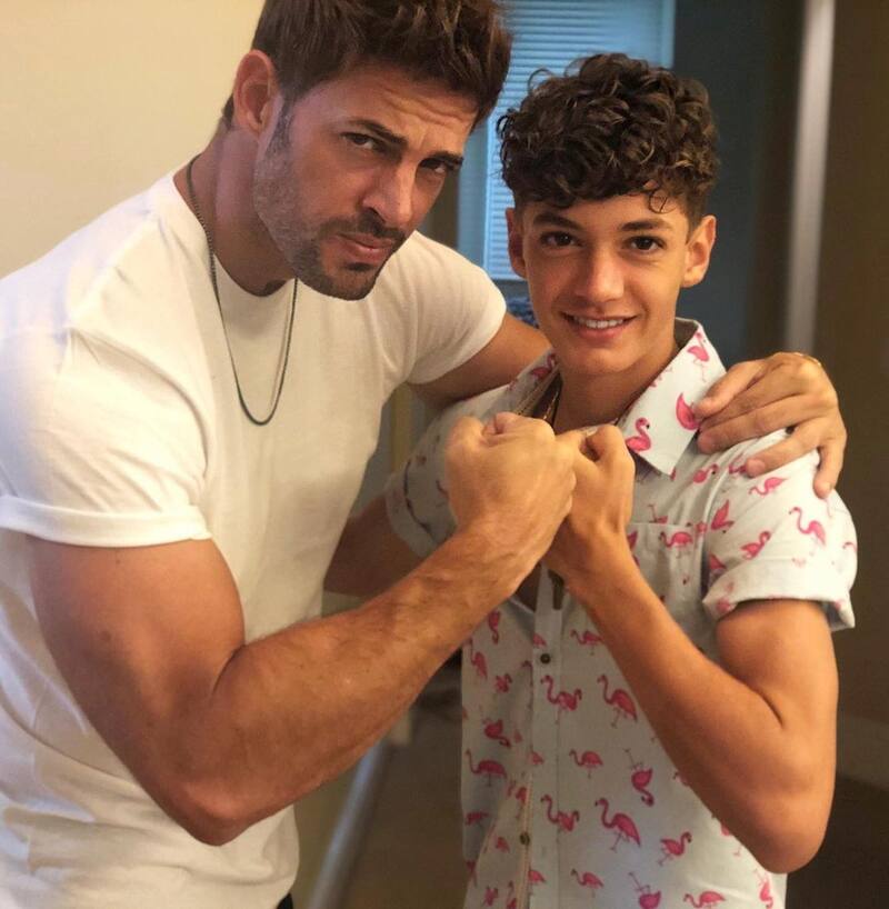 El actor y su hijo cada día se parecen más - Créditos: Instagram