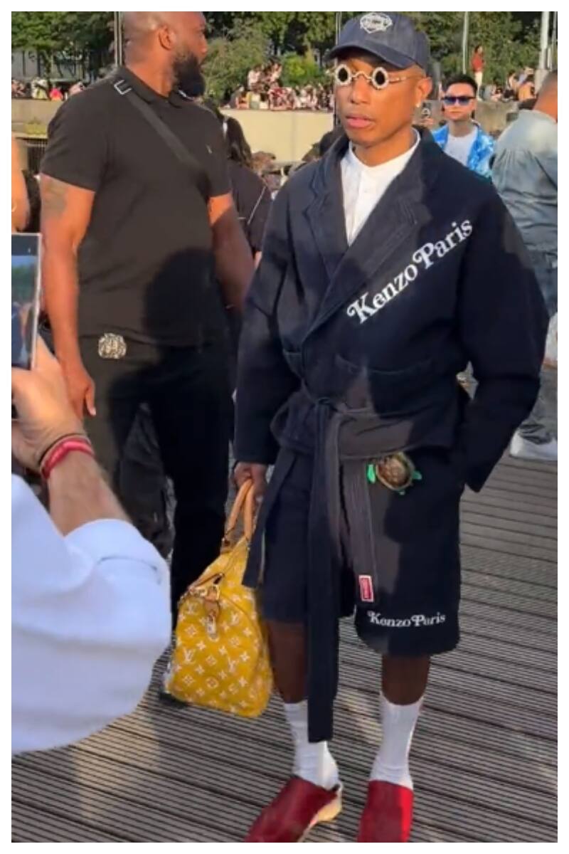 Pharrell Williams tuvo su prueba de fuego como jefe de diseño masculino de Louis Vuitton al lanzar su colección Primavera-Verano 2024.
