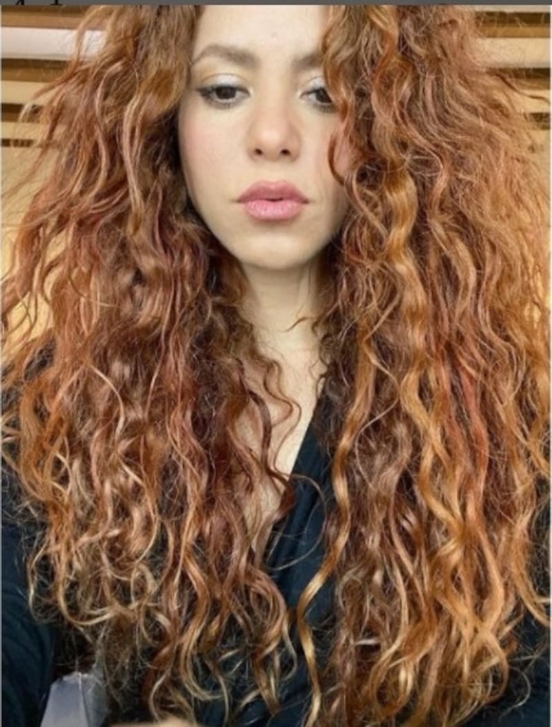 Shakira publica rutina de ejercicios junto a entrenadora profesional - Créditos: Instagram