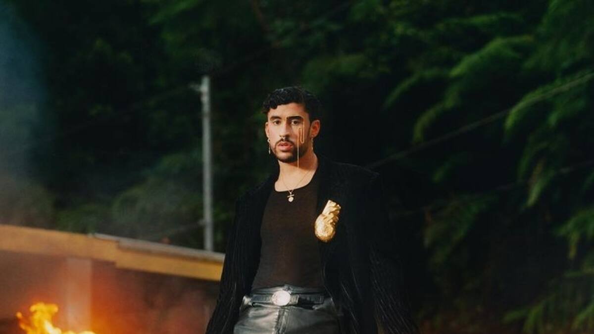 ¡Bad Bunny lo vuelve hacer! Se pone falda y usa maquillaje para la revista Allure