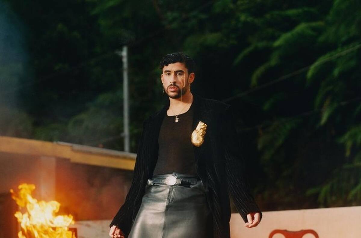 ¡Bad Bunny lo vuelve hacer! Se pone falda y usa maquillaje para la revista Allure