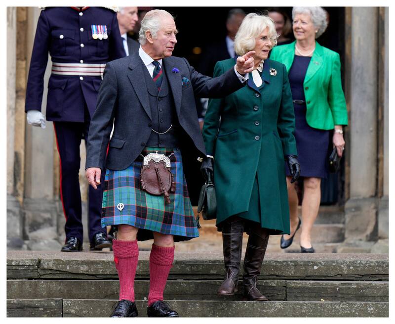 Al Rey Carlos III se le ve a menudo con falda escocesa.
