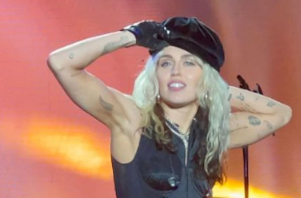 Miley Cyrus sufrió un ataque de ansiedad en pleno concierto