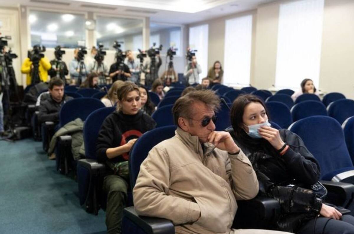 Presidente de Ucrania agradece a Sean Penn su valentía; esto fue lo que dijo