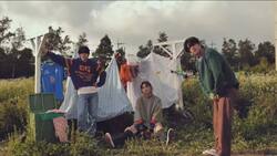 ¿Qué hace una playera del Cruz Azul en un video de K-pop?